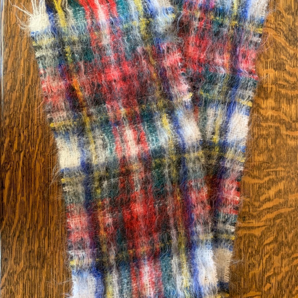 Tweedbrae 70% Mohair 30% Wool Scotland Plaid Scarf